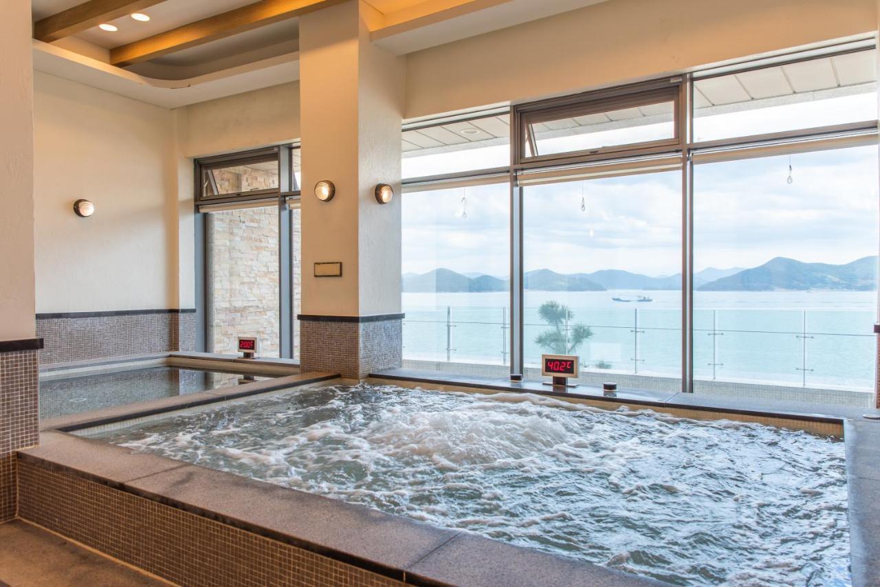 Stanford Hotel&Resort Тхоньен Екстериор снимка